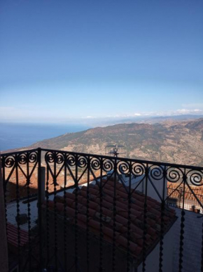AURUSA - Casa Vacanze Pollina, Sicilia autentica
